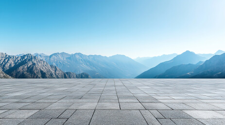 自然风光和空旷的广场