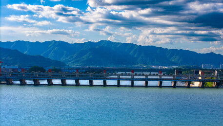 杭州市桐庐县富春江小三峡风光