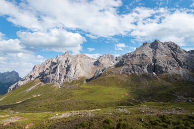 中国甘南山峰自然风光