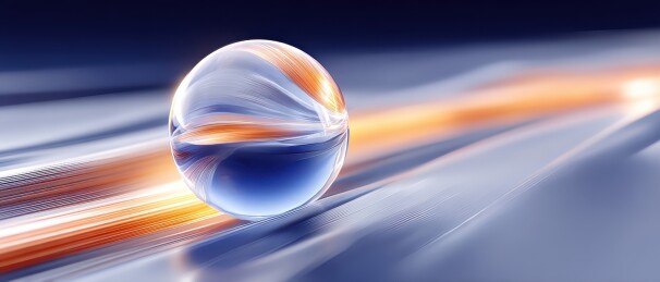 透明玻璃球在光线下