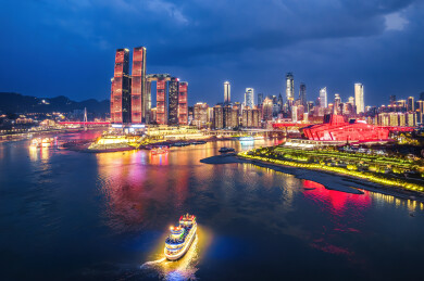 重庆两江交汇来福士朝天门夜景