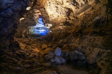 贵州绥阳十二背后双河谷地下溶洞
