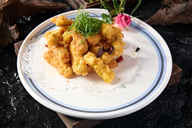中餐风味美食裹面油炸茄子条