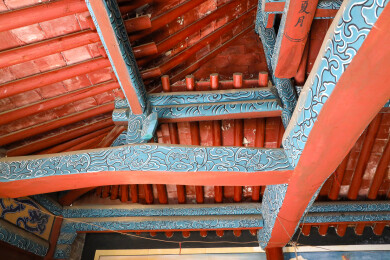 山西省吕梁市柳林县，双塔寺内的龙王殿