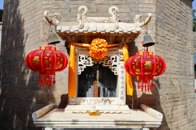 山西省吕梁市柳林县，双塔寺内的西塔