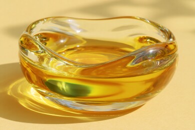 金黄色的油