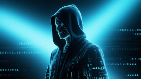 身着连帽衫的人物与代码背景结合