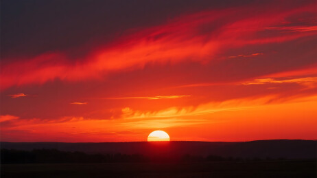 火红夕阳美景图
