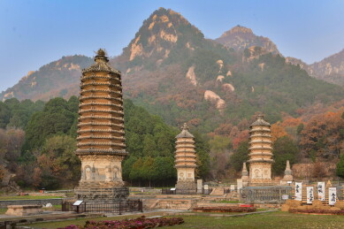 北京昌平的银山塔林