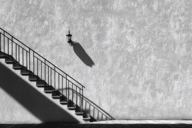 现代风格建筑外观局部