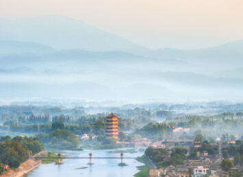 中国四川成都崇州元通古镇航拍图