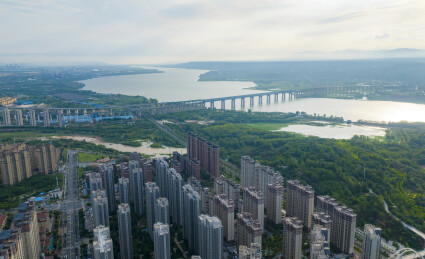 河南三门峡城市生态美景如画