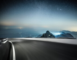 中国黄山景区天际线夜景公路