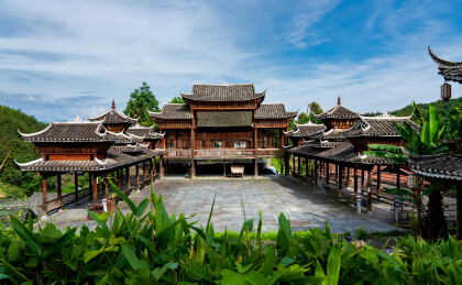 芋头古侗寨建筑群鼓楼萨玛坛
