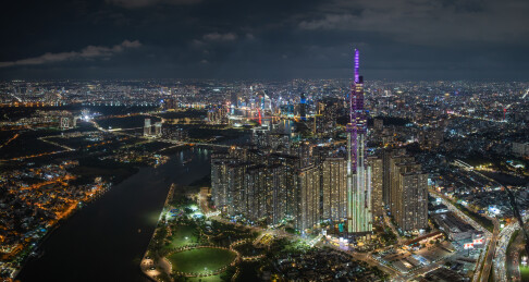 越南胡志明市城市高楼天际线夜景风光航拍