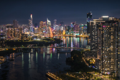 越南胡志明市城市高楼天际线夜景风光航拍