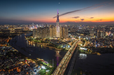越南胡志明市城市高楼天际线夜景风光航拍