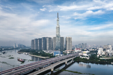 越南胡志明市城市西贡河天际线风光航拍