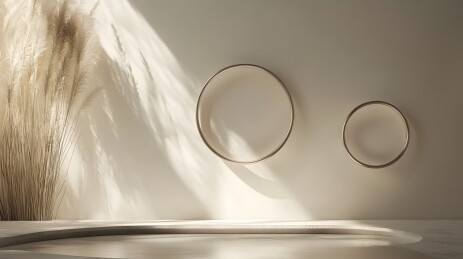 墙上金属圈与简约装饰的现代居家氛围