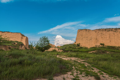 山西大同云冈石窟，荒芜的云冈堡