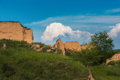 山西大同云冈石窟，荒芜的云冈堡