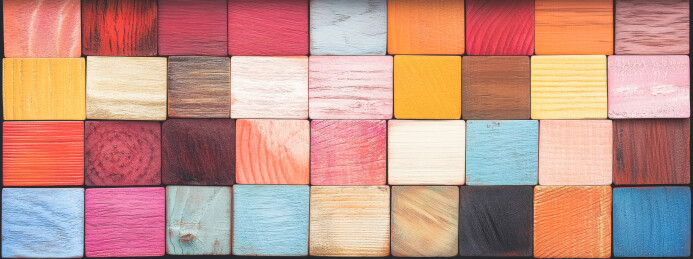 彩色木块艺术品