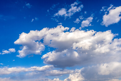 蓝天白云积雨云