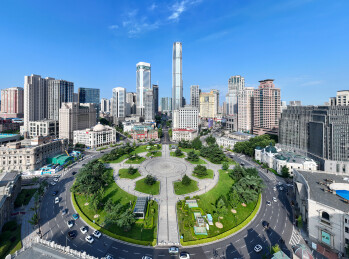 中国大连中山广场航拍图