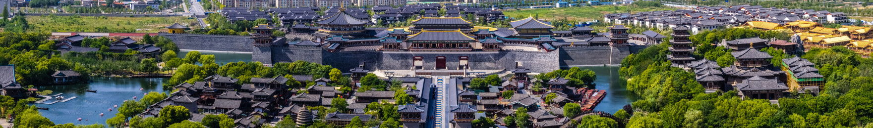 中国湖北省襄阳市盛世唐城影视城园林建筑