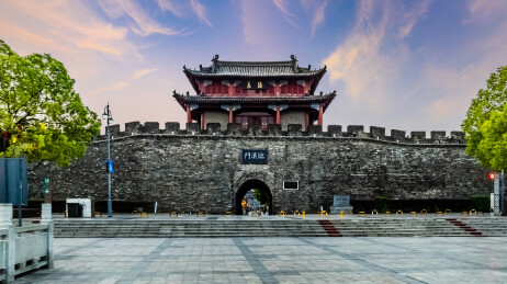 中国湖北省襄樊市襄阳临汉门城楼园林建筑