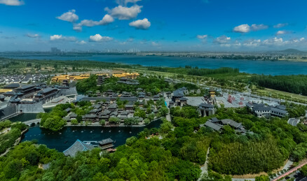 中国湖北省襄樊市盛世唐城影视城园林建筑