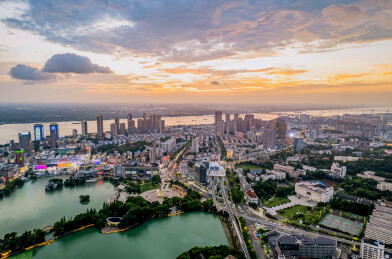 盛夏芜湖主城的绝美晚霞