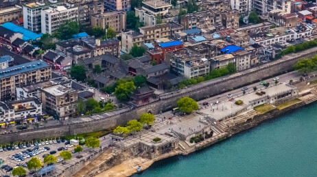 中国湖北省襄阳市汉江外滩古城住宅房建筑