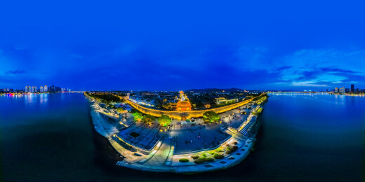 中国湖北省襄阳市720度全景夜晚古城建筑