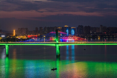 重庆合川嘉陵江南屏大桥夜景航拍