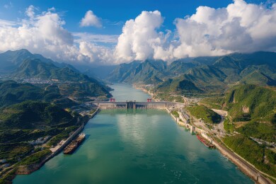 三峡大坝雄伟壮丽的景观
