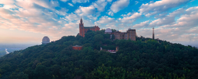 上海市西佘山建筑风光航拍