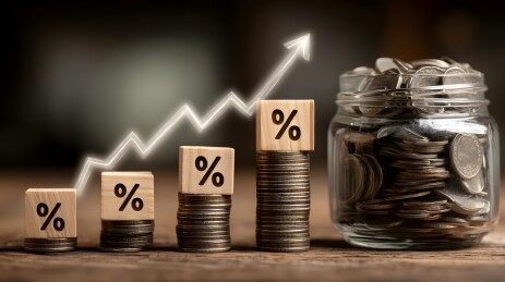 利率上升与储蓄罐