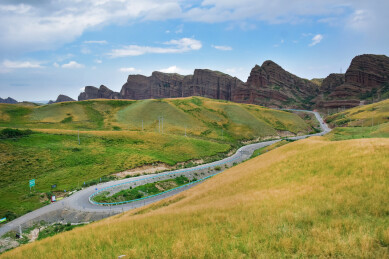 中国新疆S101国防公路沿途风光