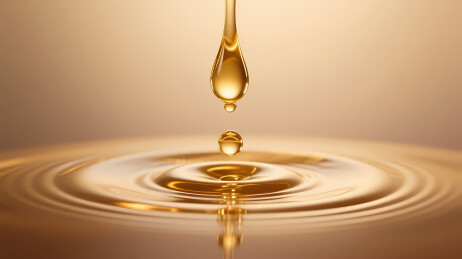金色液滴激起涟漪