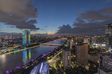 浙江省宁波市三江口老外滩夜景风光