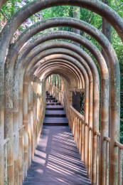 晴朗的夏日，成都邛崃市白鹤山户外风景