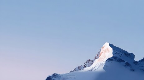 雪山顶峰光照
