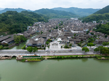 宁波东钱湖韩岭老街日落晚霞航拍景色