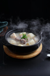 砂锅山药排骨汤