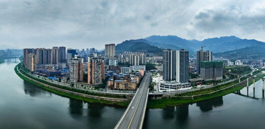 中国四川省达州市城区州河外滩高楼大厦建筑