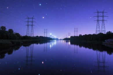电力铁塔夜景风工业场景