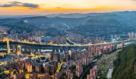 中国四川省巴中市夜晚主城区高楼大厦建筑