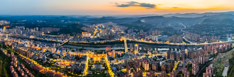 中国四川省巴中市夜晚主城区高楼大厦建筑