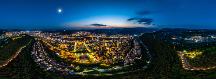 四川省巴中市720度全景夜晚月亮望王山